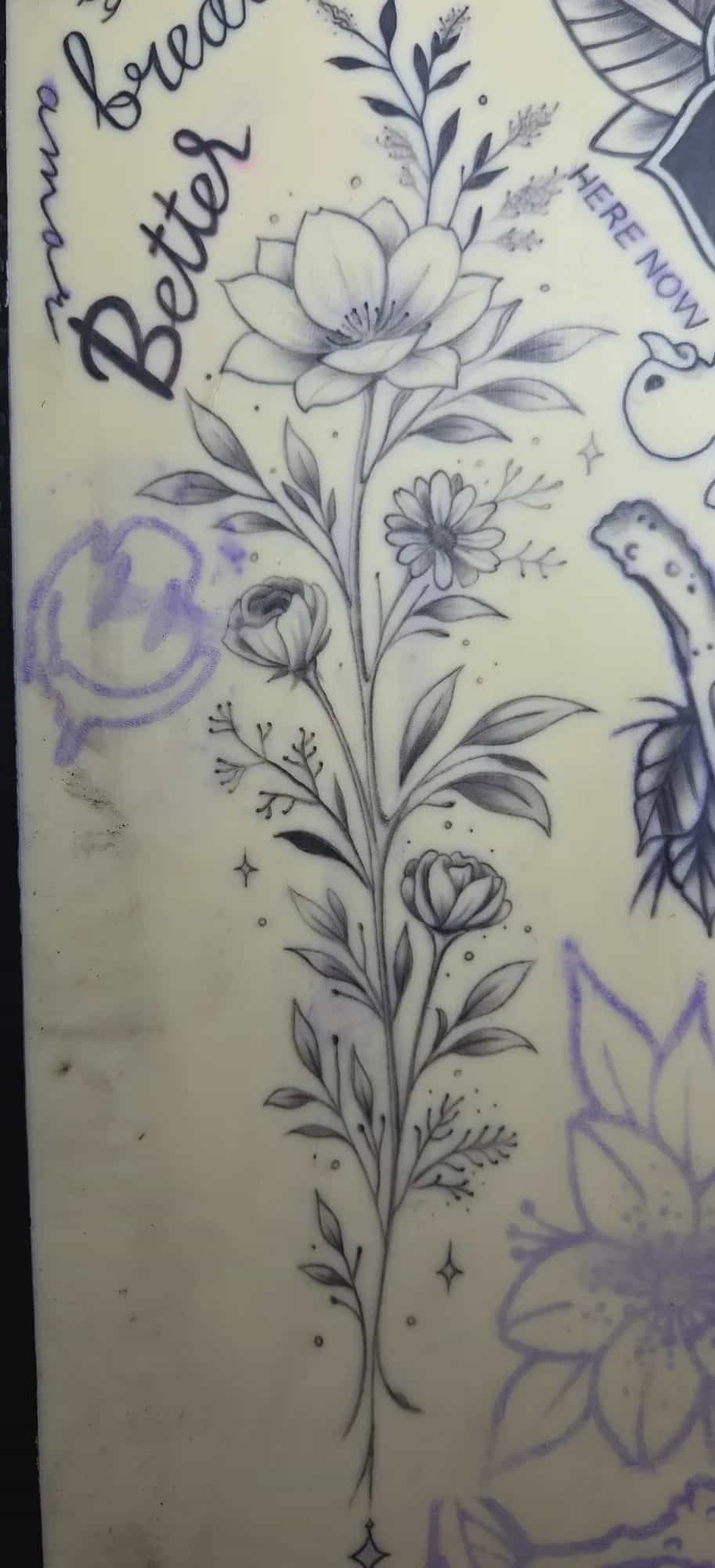 Fineline bloementak op oefenhuid